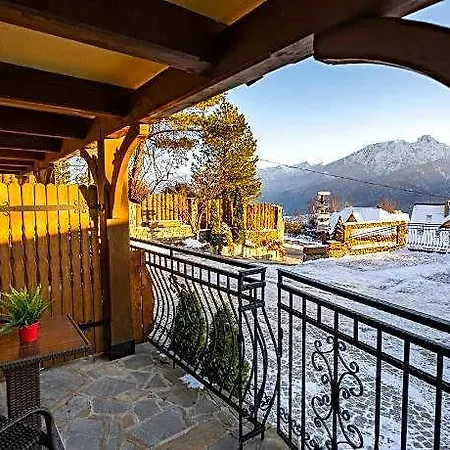 Cztery Pory Roku Hotel